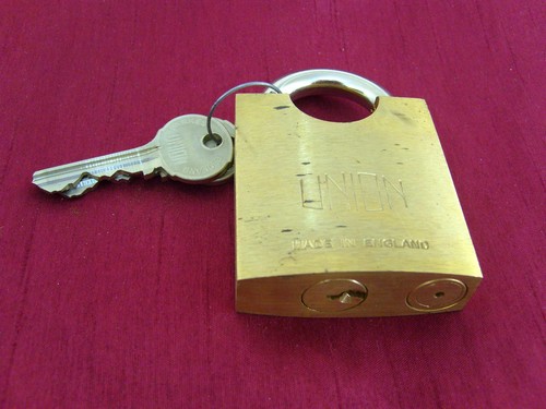 Union 3142 brass padlock - 3142,