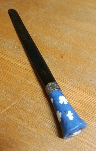 Wooden page turner china - page,
