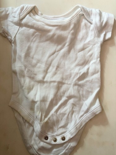Nutmeg vest months - 6-9,