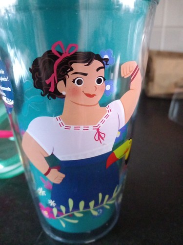 Disney store encanto - disney,