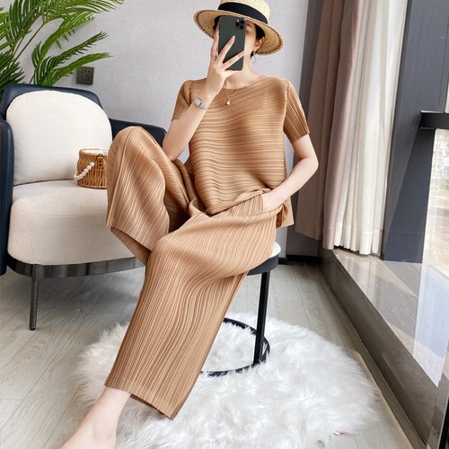 Pleats please issey miyake - issey,