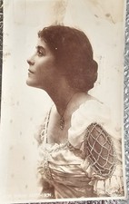 Edwardian actress Miss Wynne Matthison portrait postcard c1905 theatre star