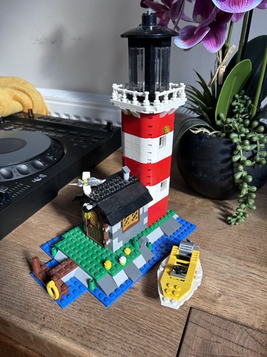Lego creator lighthouse - creator:,