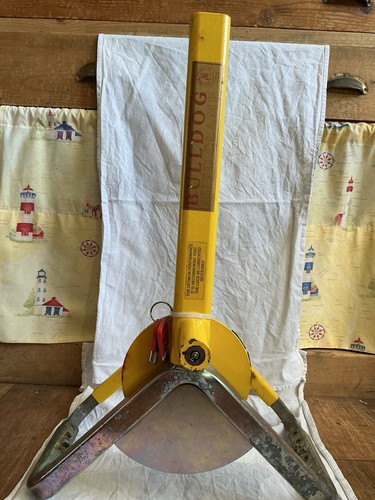 Bulldog wheel clamp - bulldog,