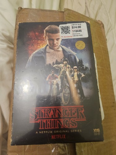 Stranger things season one - 1,