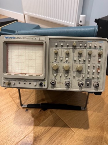 Tektronix 2430 channel - tektronix,