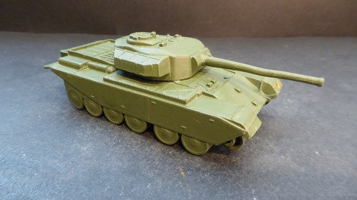 Dinky toys 651 - #651, centurion