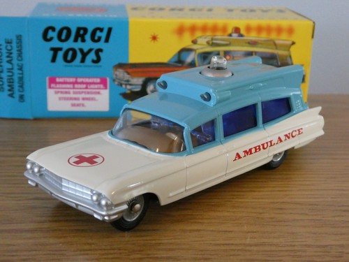 Corgi model club cadillac - corgi,