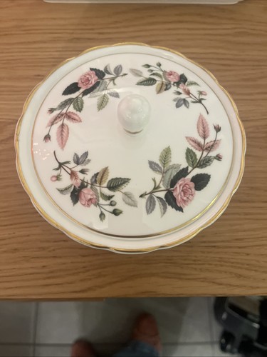 Hathaway rose wedgwood - wedgwood, set