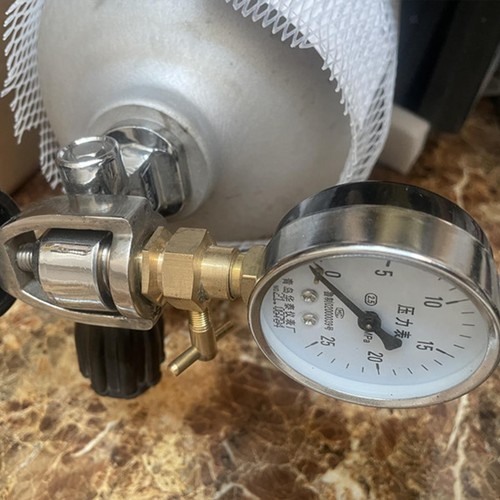 Scuba diving tank pressure - tank,