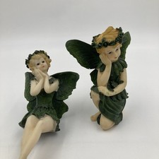 Set of 2 Fairy Figurines with Green Wings – Sitting & Kneeling Pose