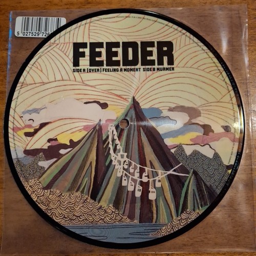 Feeder feeling moment - feeder., a