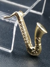 9ct Yellow Gold Saxophone