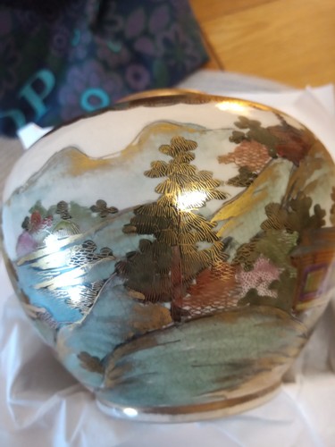 Japanese satsuma vase - satsuma, signed