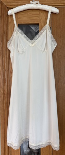 Vintage full slip - m&s,