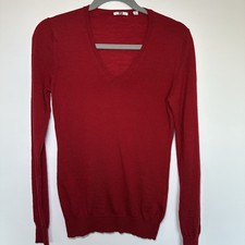 Uniqlo 100% Pure New Wool
