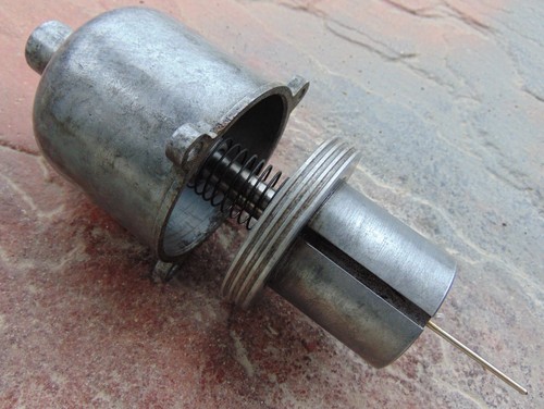 Classic carburettor dashpot - su,