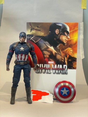 Hot toys captain - toys, civil