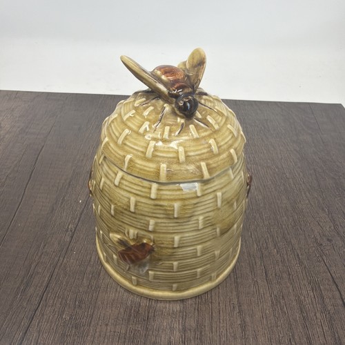 Vintage ceramic beehive - vintage,