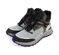 Pair Of New Women's Clarks ATL