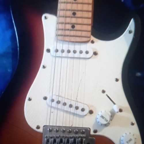 Eko 300 sunburst solid - sunburst,