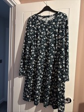 New Look Green & White Floral Print Mini Fit & Flare Smock dress Long Sleeve 16