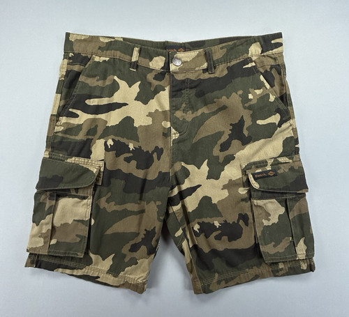 Bench camo cargo shorts - camo,