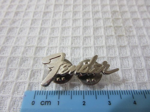 Fender guitars logo pin - pin, badge