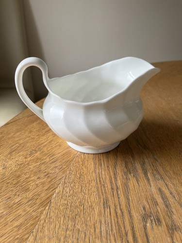 Wedgewood candlelight medium - wedgewood,