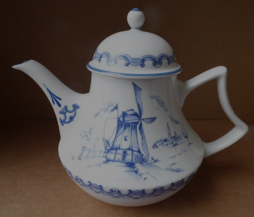 Compton woodhouse teapots of - compton,