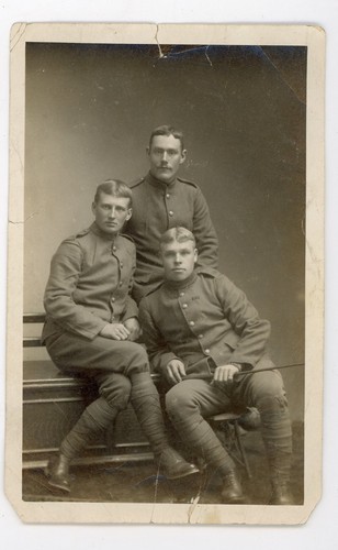 Vintage photo ww1 soldiers - vintage,