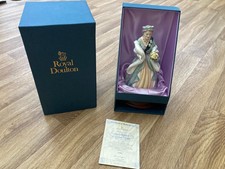 Royal Doulton HN3189 Queen Elizabeth, the Queen Mother Figure, Box and Stand