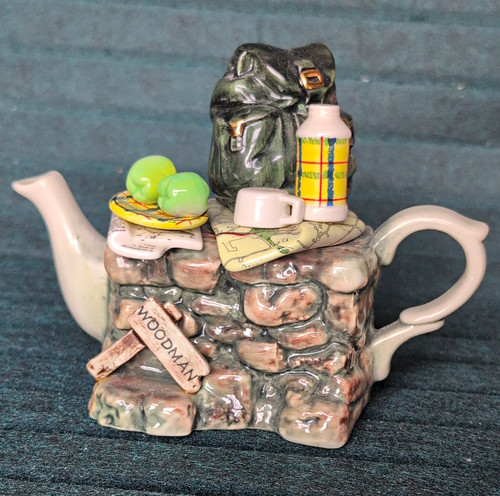 Paul cardew teapot hikers rest - paul,