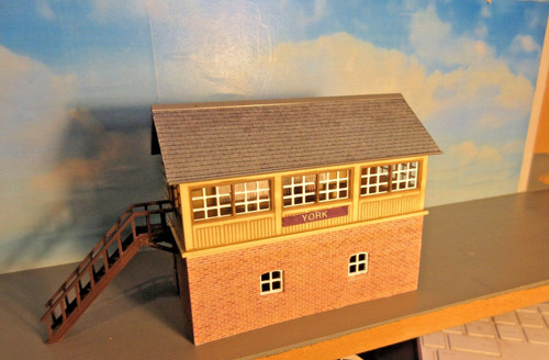Hornby signal box r503 3 - r503,