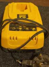 Dewalt DE9135 power tool battery charger input 230V output 7.2-18V (working)