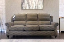 Parker Knoll OAKHAM HENLEY – Detroit Symmetry Fabric Classic Back 3 Seat Sofa