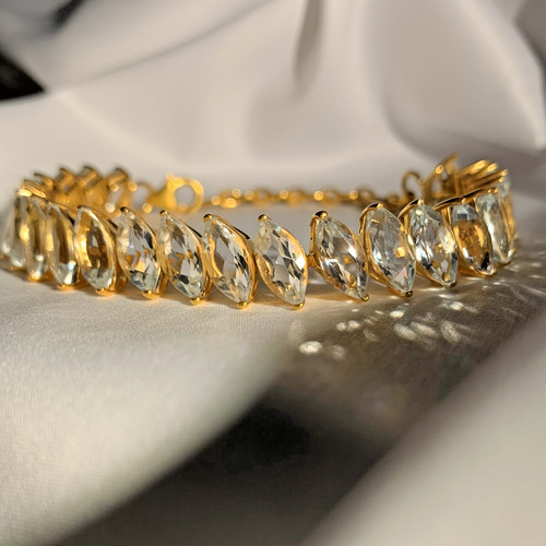 Natural marquise cut - marquise,