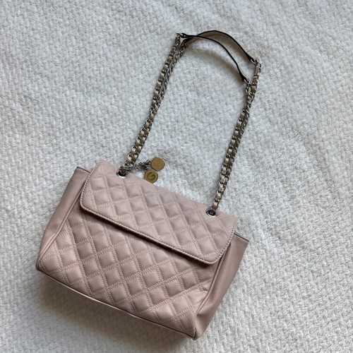 Guess quilted flap - g,