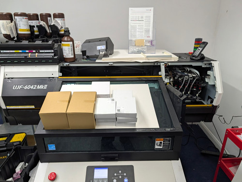 Mimaki flatbed printer - mimaki,