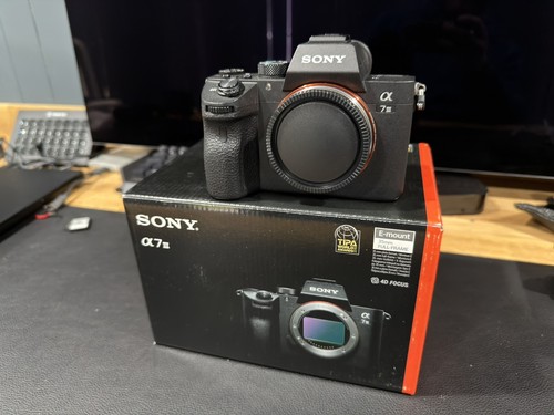 Sony alpha iii barely - alpha, a7