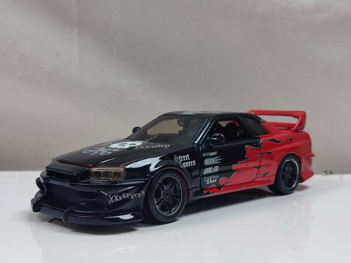 Bburago nissan skyline - bburago, 1/24
