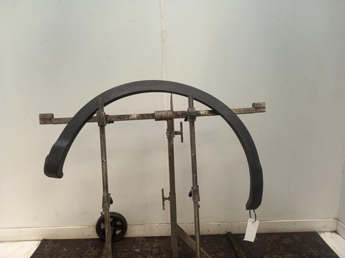 Nissan qashqai wheel arch - wheel,
