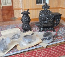 Lot 1:12 Scale Vintage Queen