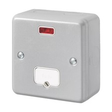 MK K983ALM Metalclad Plus 13A