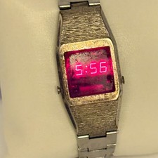 Women's Vintage 1970s COMPU