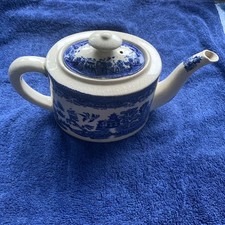 Edge Malkin & Co ANTIQUE CHINESE EXPORT BLUE & WHITE TEAPOT