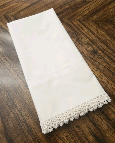 Vintage white tatted - white,