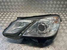 Mercedes-Benz E W211 Headlight Front Left A2128208161 2.20 Diesel 32456857