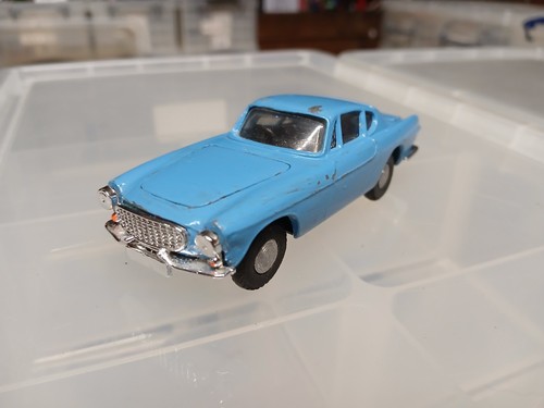 Spot tri ang volvo p1800 - spot-on,