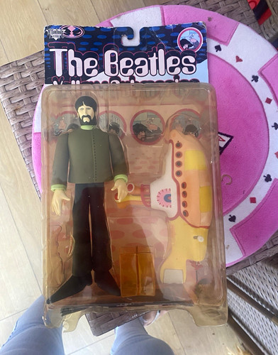 Mcfarlane toys beatles yellow - toys,
